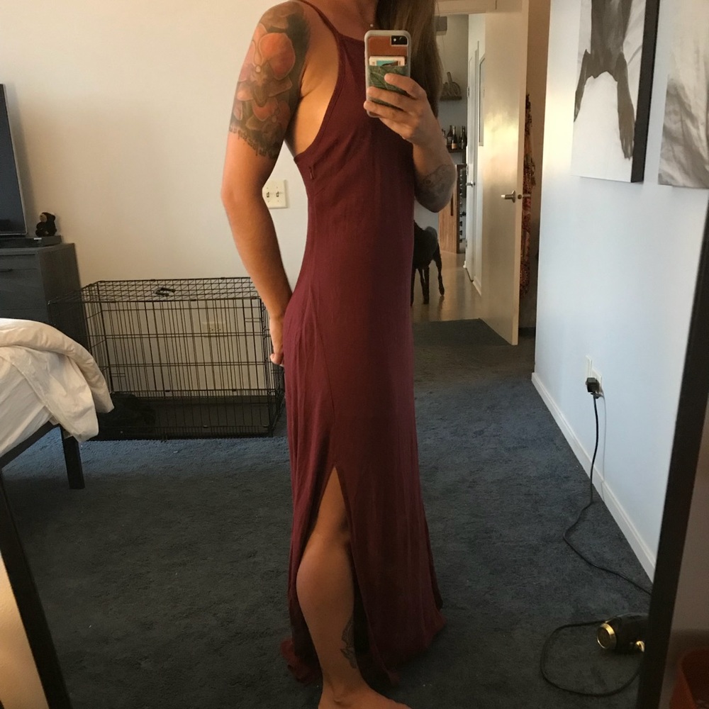 Lulu’s burgundy maxi dress with slit